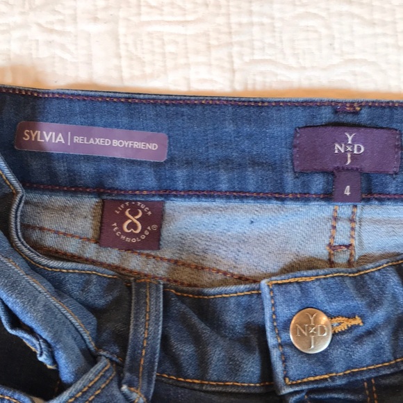 NYDJ Sylvia Boyfriend Jeans Size 4 - Picture 2 of 3